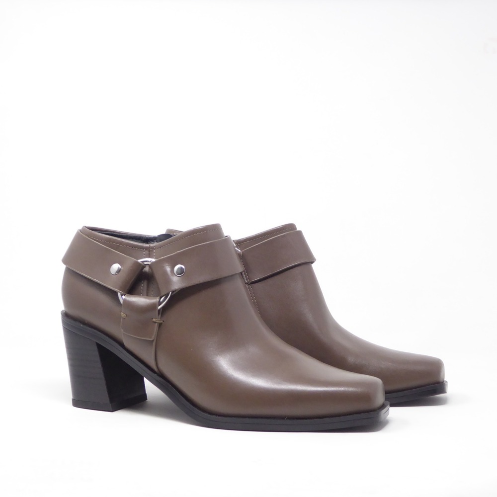 Sarto Womens Imogen Booties Brown Leather Harness Ankle Boots Size 9